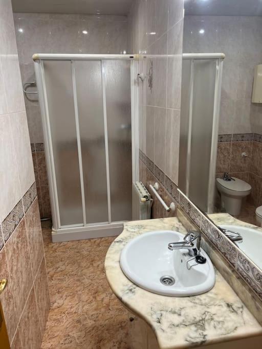 Piso Ideal Para Una Familia Ubicado Cerca Del Mar Blanes Exterior foto