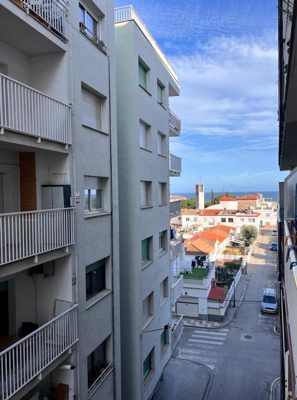 Piso Ideal Para Una Familia Ubicado Cerca Del Mar Blanes Exterior foto